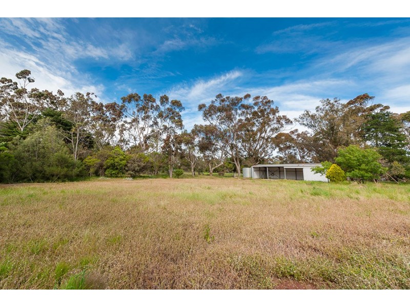 45 Parklands Crescent, Mickleham VIC 3064