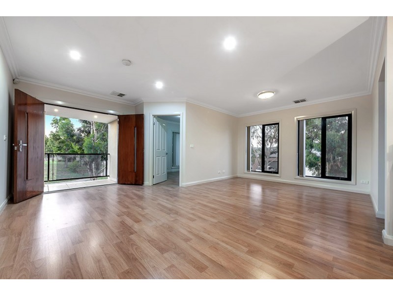 11 Northumberland Circuit, Craigieburn VIC 3064