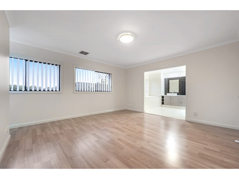 11 Northumberland Circuit, Craigieburn VIC 3064