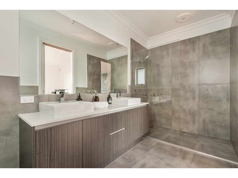 3 Yarradale Drive, Mickleham VIC 3064