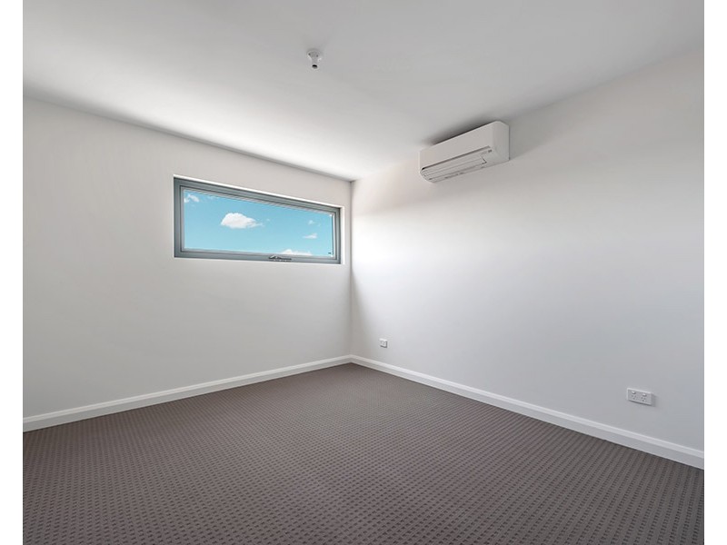 11/1 Brunswick Crescent, Craigieburn VIC 3064
