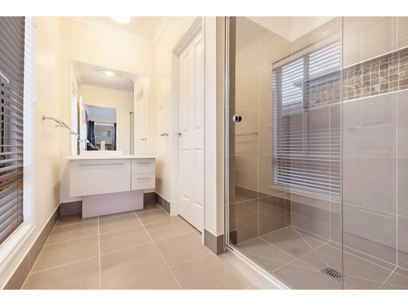 47 Millicent Drive, Craigieburn VIC 3064