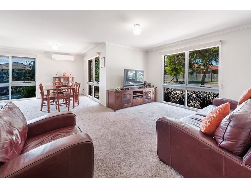 1 Ealing Close, Craigieburn VIC 3064