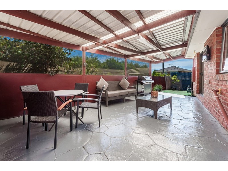 1 Ealing Close, Craigieburn VIC 3064
