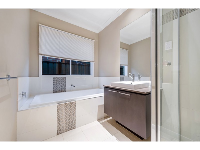 103 Gateshead Street, Craigieburn VIC 3064