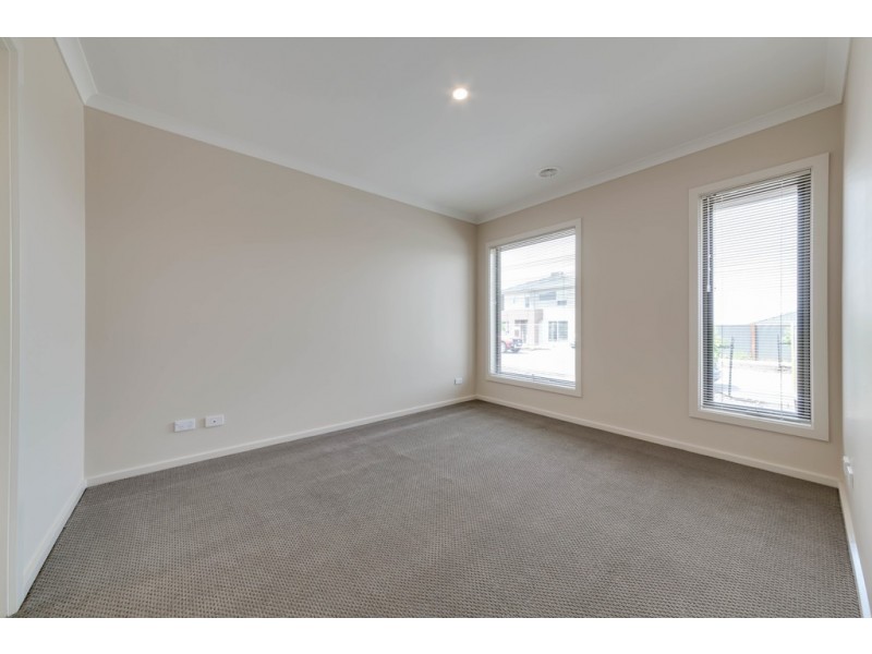 109 Frontier Avenue, Greenvale VIC 3059