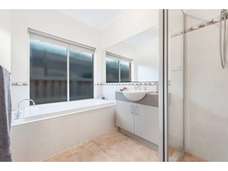 20 Earlston Place, Craigieburn VIC 3064