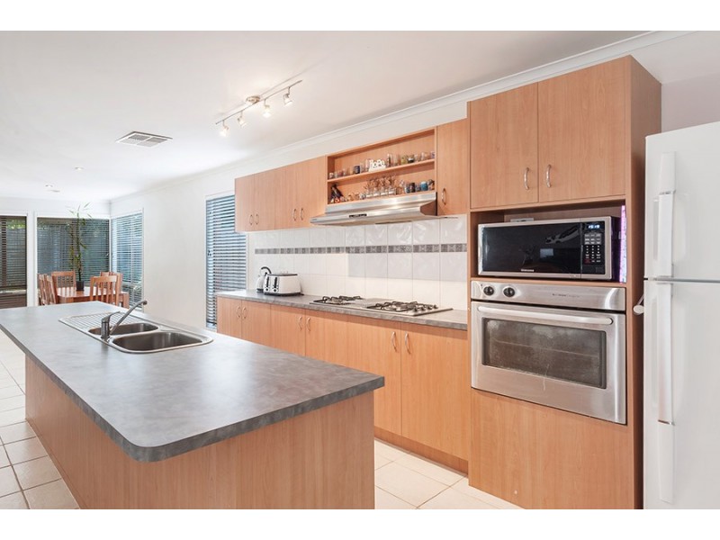 39 Bowral Loop, Craigieburn VIC 3064