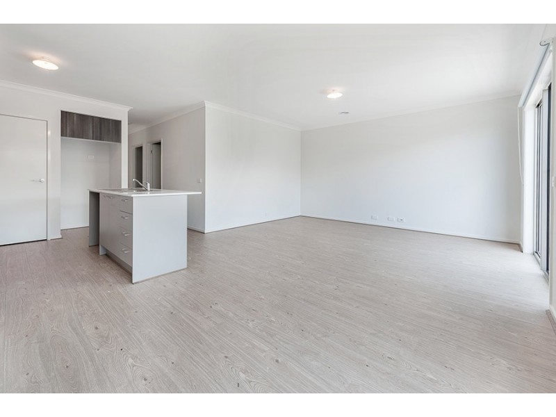 49 Loudon Circuit, Craigieburn VIC 3064