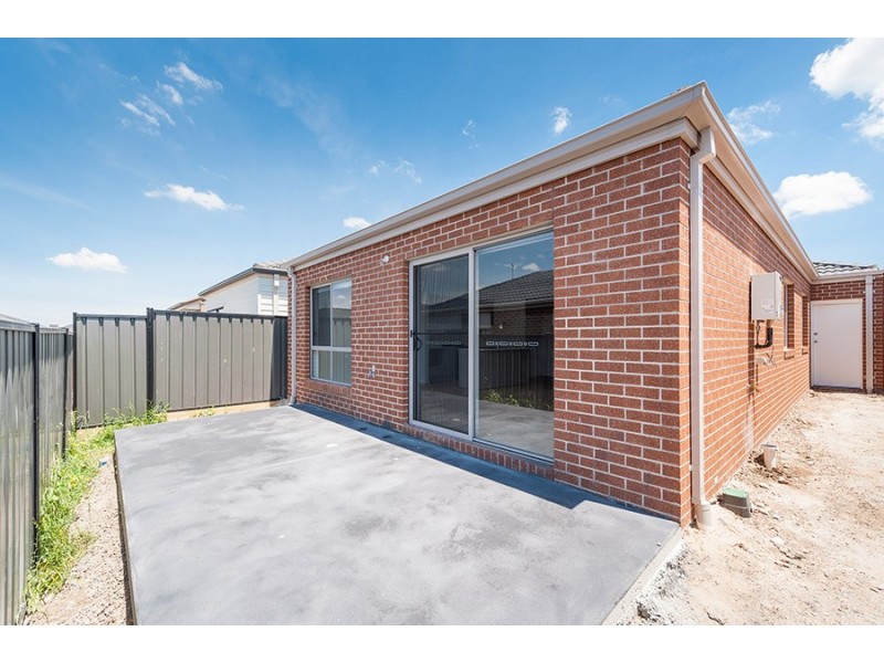49 Loudon Circuit, Craigieburn VIC 3064