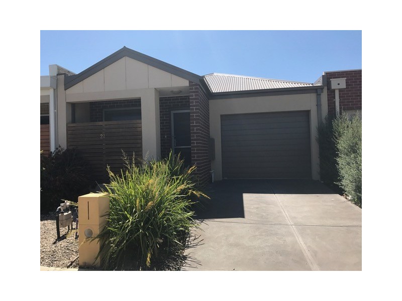 27 Furlong Street, Craigieburn VIC 3064