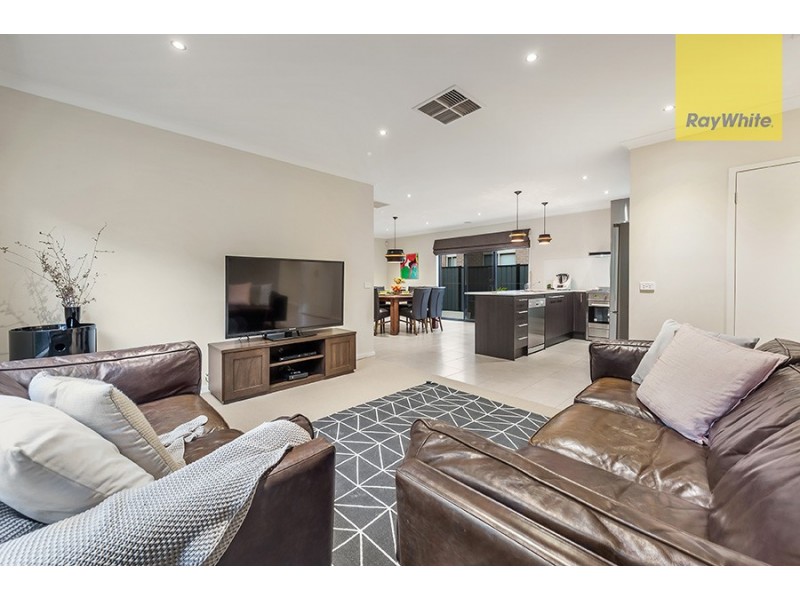 71 Gateshead Street, Craigieburn VIC 3064