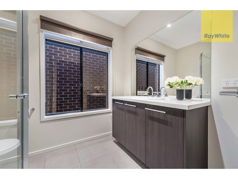 71 Gateshead Street, Craigieburn VIC 3064