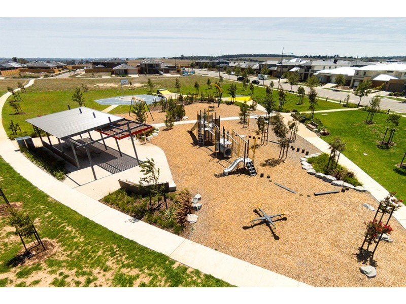 19 (Lot 1506) Straw Flower Circuit, Greenvale VIC 3059