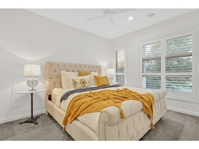 9 Delson Way, Mickleham VIC 3064
