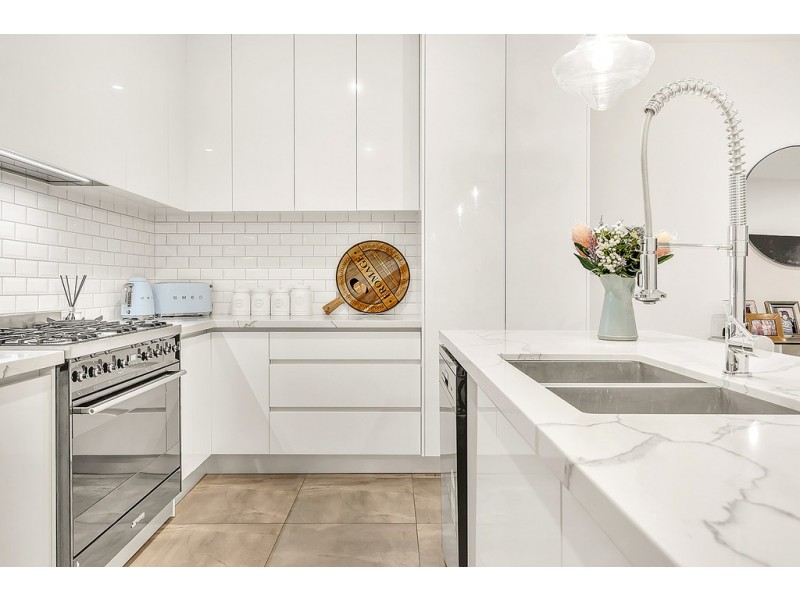 9 Delson Way, Mickleham VIC 3064