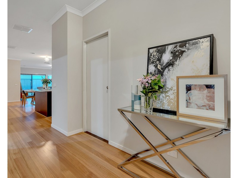 42 Northumberland Circuit, Craigieburn VIC 3064