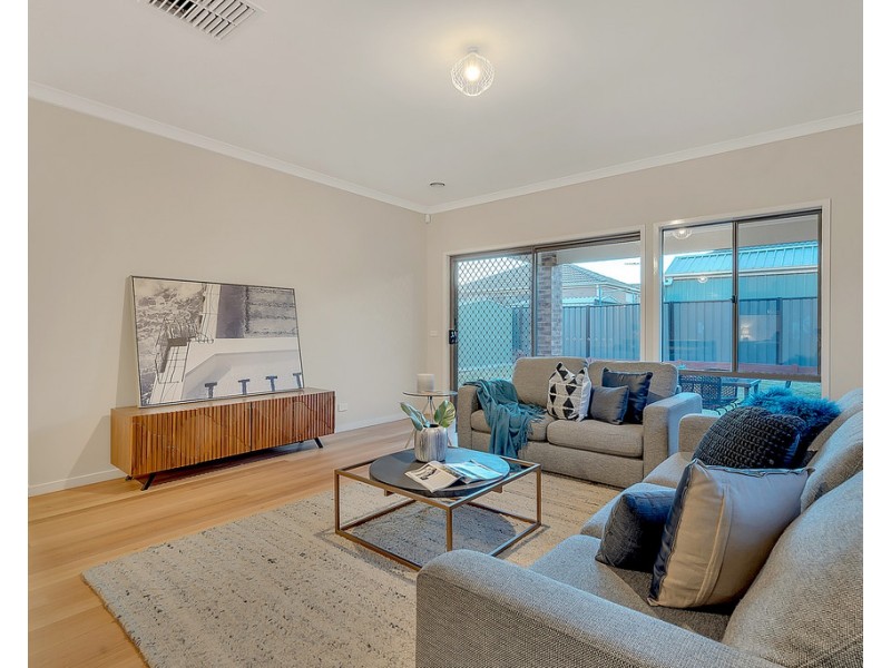 42 Northumberland Circuit, Craigieburn VIC 3064