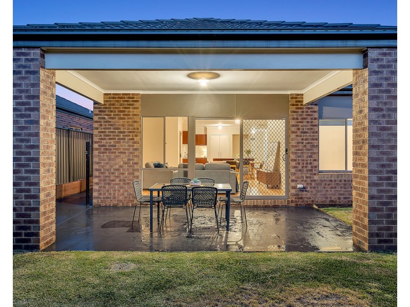 42 Northumberland Circuit, Craigieburn VIC 3064