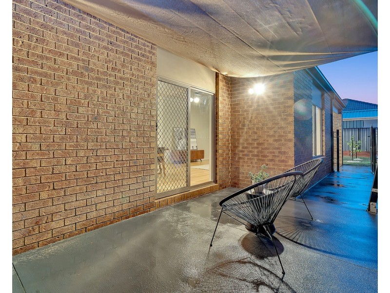 42 Northumberland Circuit, Craigieburn VIC 3064
