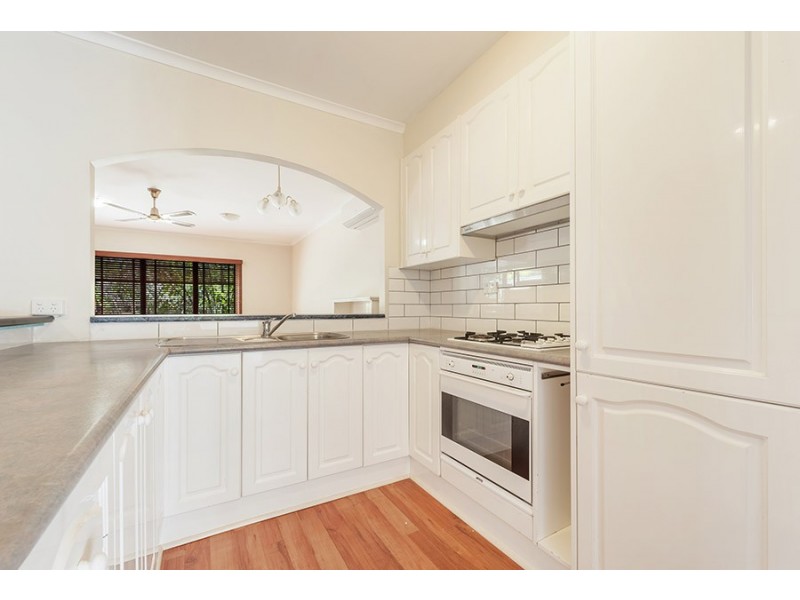 10 Esther Court, Fawkner VIC 3060