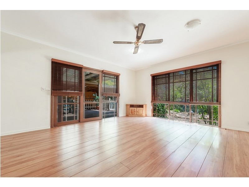 10 Esther Court, Fawkner VIC 3060