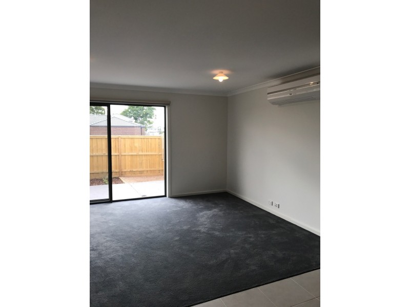 4 Raspberry Grove, Mernda VIC 3754