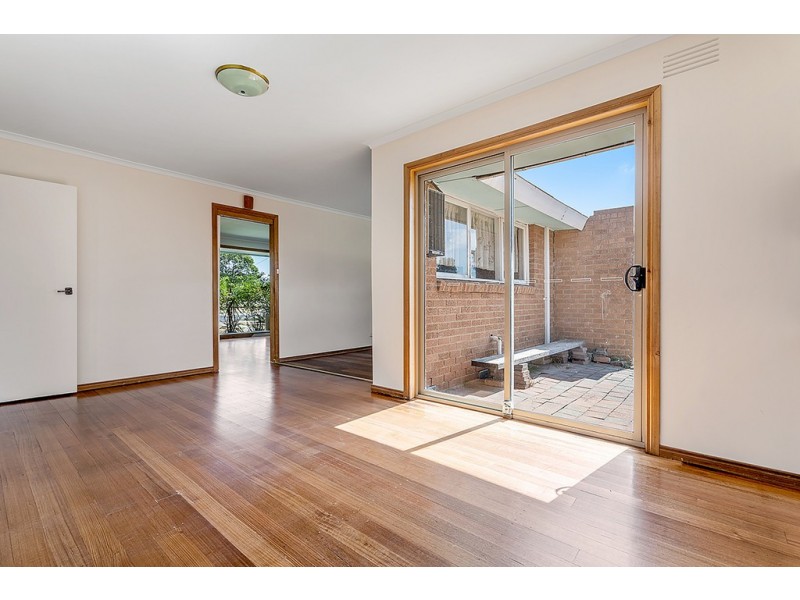 64 Hanson Road, Craigieburn VIC 3064