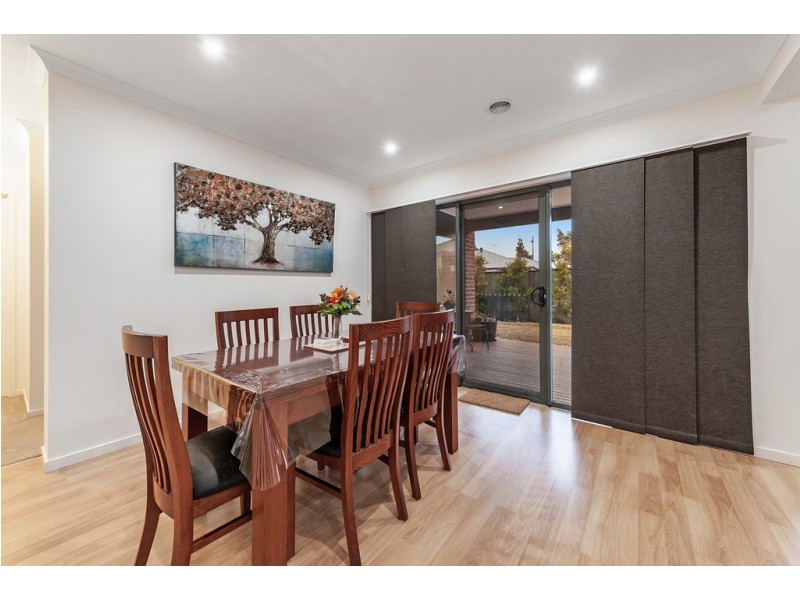 9 Riverway View, Craigieburn VIC 3064