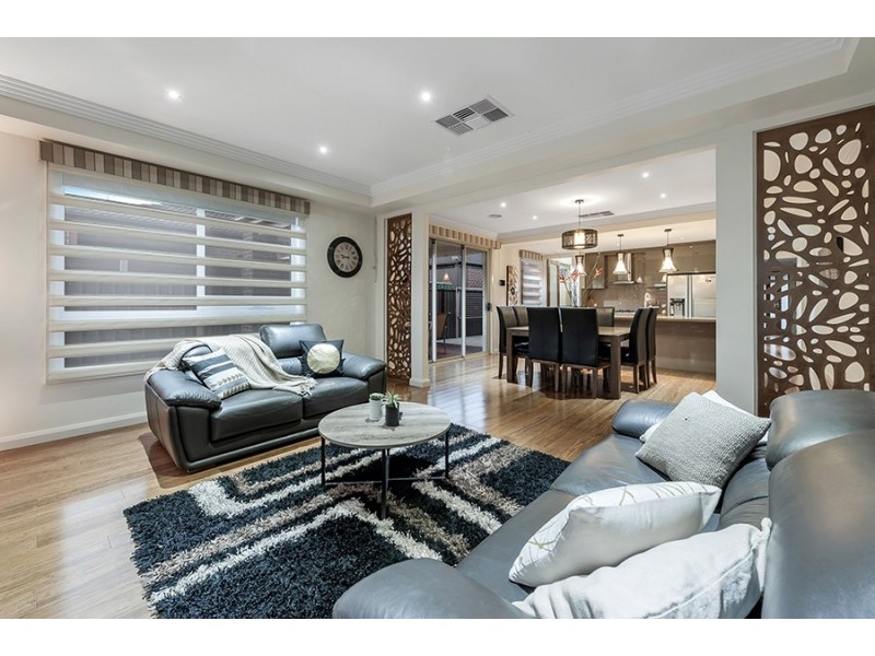 4 Virtue Way, Craigieburn VIC 3064