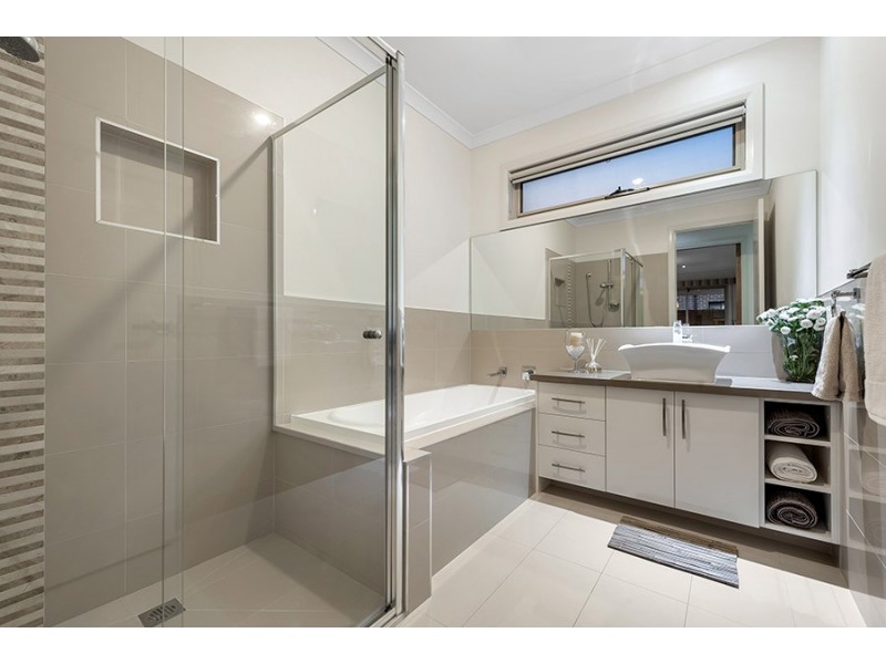 4 Virtue Way, Craigieburn VIC 3064