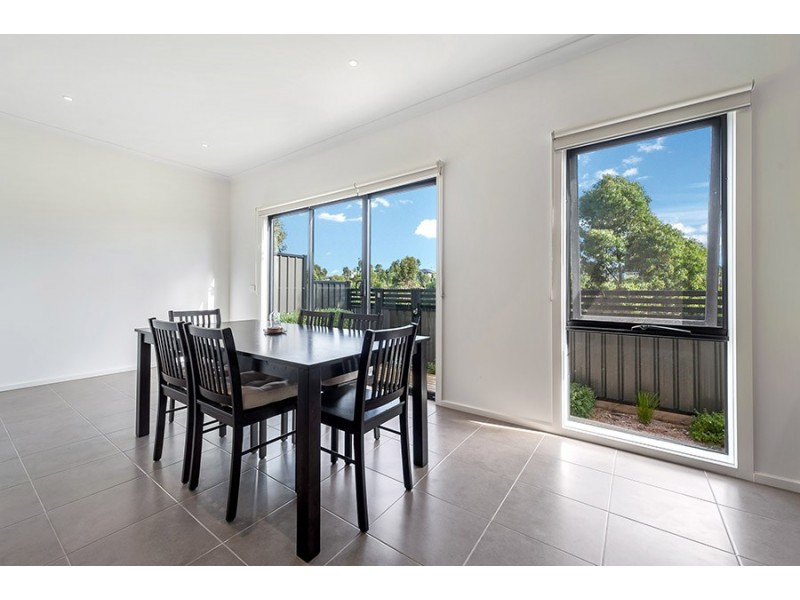 14/38 Mallard Circuit, Craigieburn VIC 3064