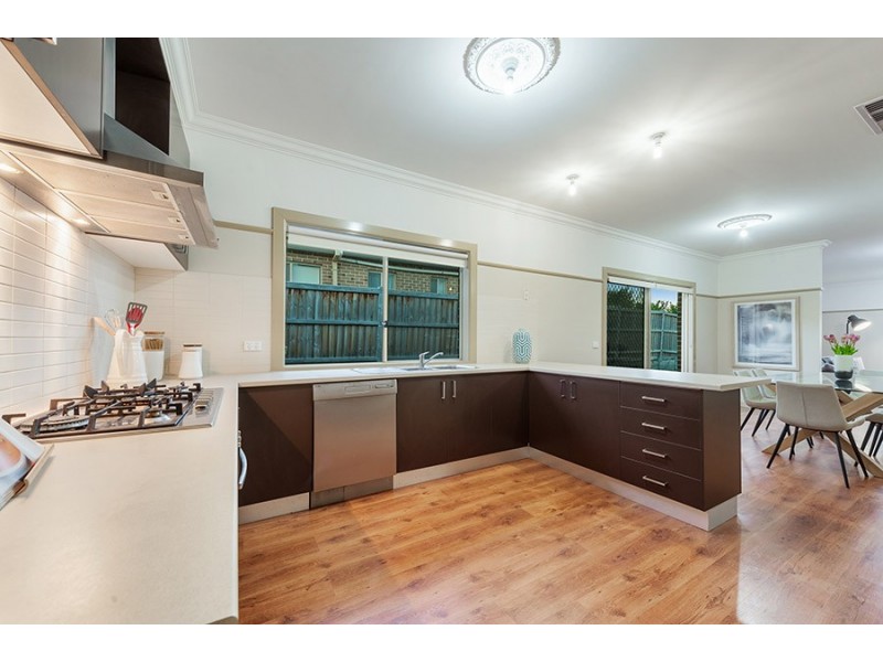 7 Beau Vista Drive, Craigieburn VIC 3064