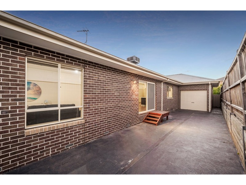 7 Beau Vista Drive, Craigieburn VIC 3064