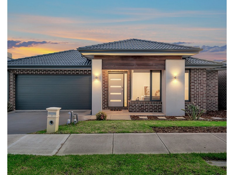 3 Kangaroo Road, Craigieburn VIC 3064