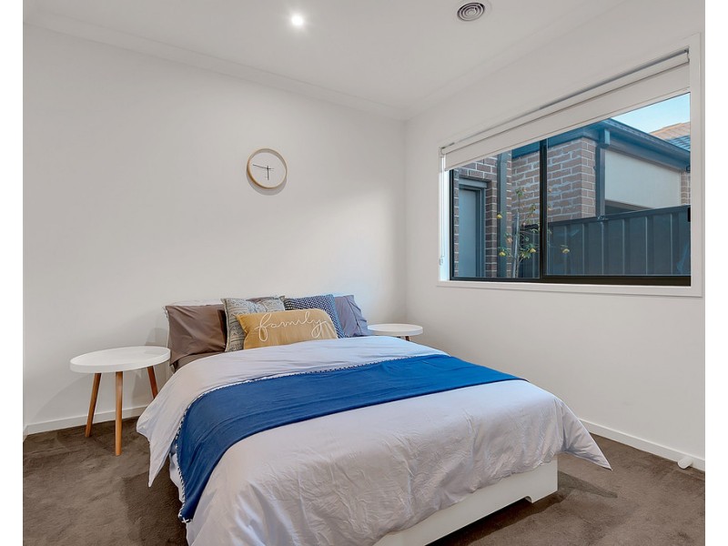 3 Kangaroo Road, Craigieburn VIC 3064