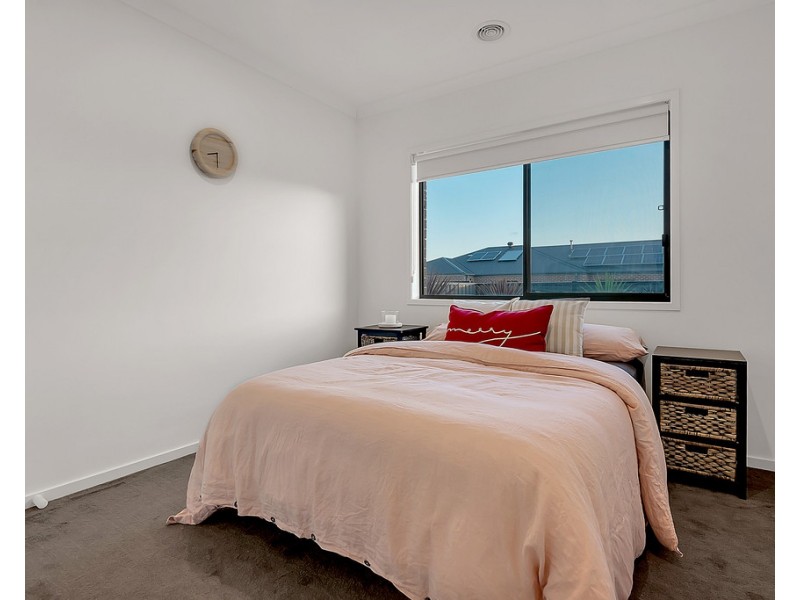 3 Kangaroo Road, Craigieburn VIC 3064