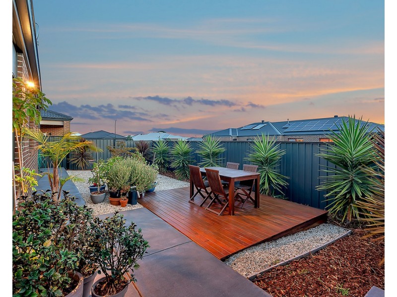 3 Kangaroo Road, Craigieburn VIC 3064