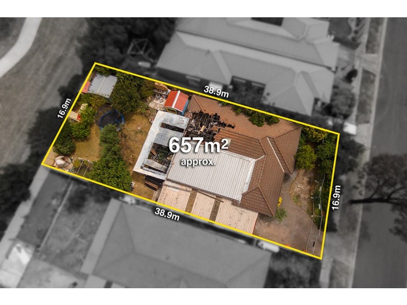 30 Bainbridge Close, Craigieburn VIC 3064