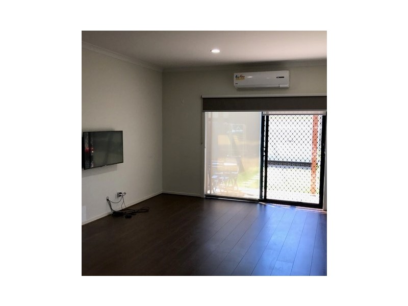 56 Little Windrock Lane, Craigieburn VIC 3064