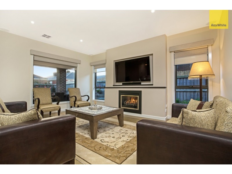 11 Aston Street, Craigieburn VIC 3064