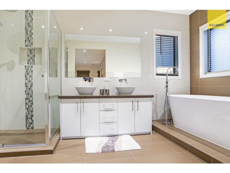 11 Aston Street, Craigieburn VIC 3064