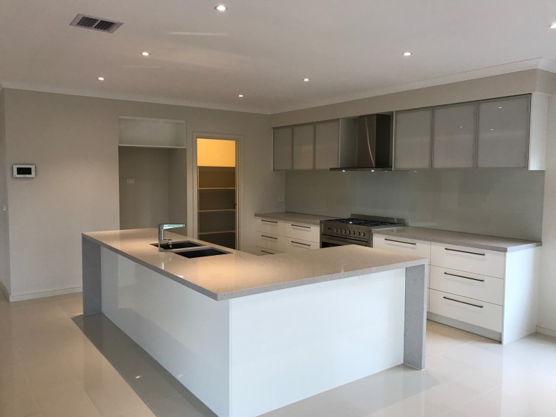 32 Lucy Crescent, Greenvale VIC 3059