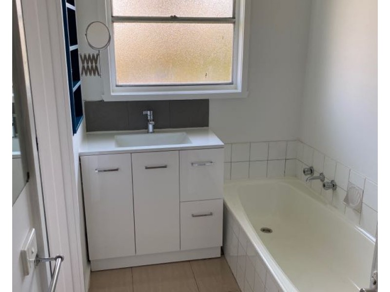 25 Katunga Crescent, Broadmeadows VIC 3047