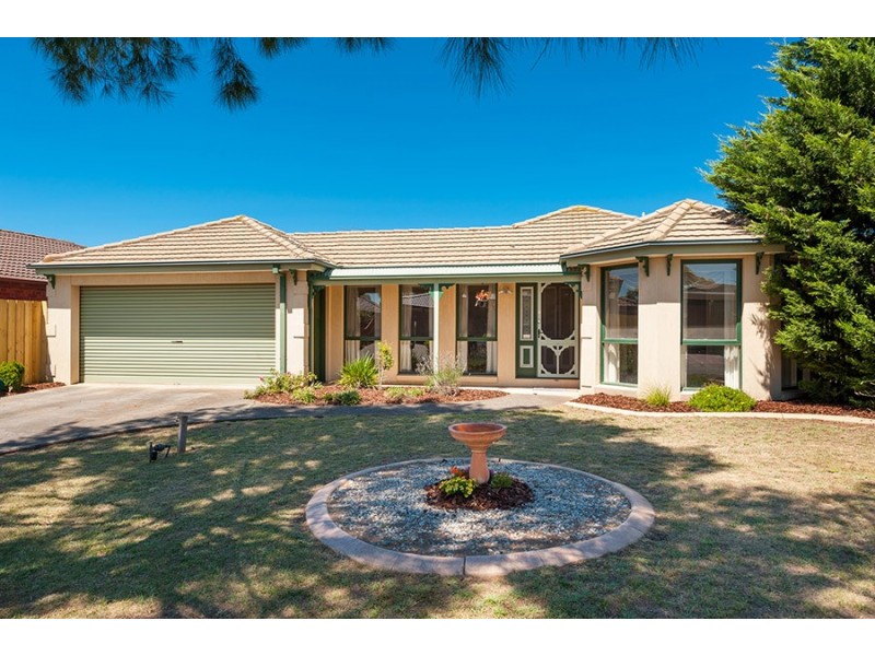 5 Taunton Place, Craigieburn VIC 3064