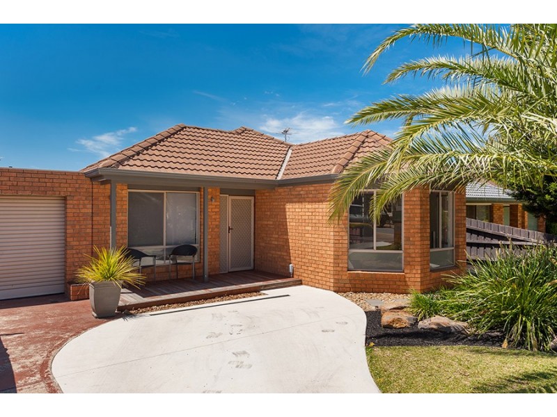 9 Chelmsford Court, Craigieburn VIC 3064