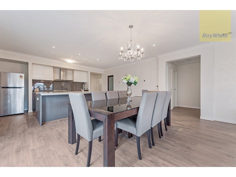 8 Iron Bridge Road, Craigieburn VIC 3064