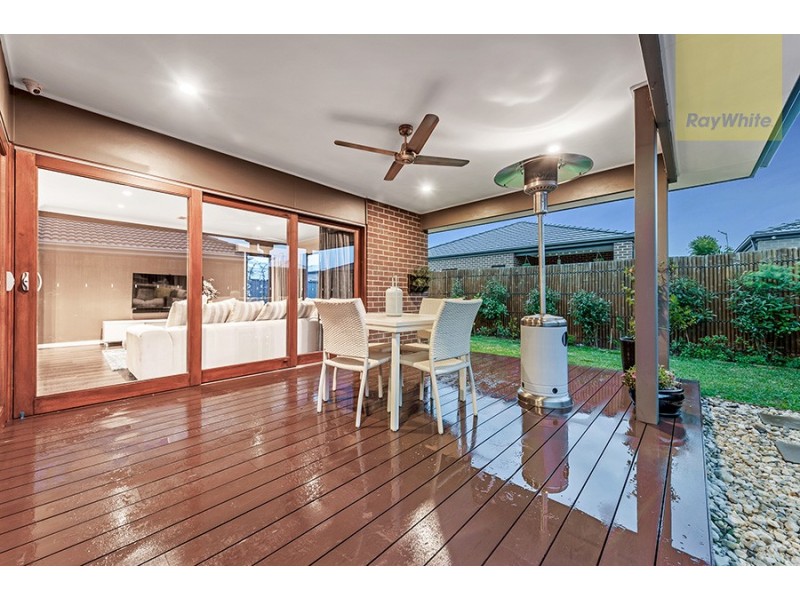 19 Scoria Circuit, Craigieburn VIC 3064