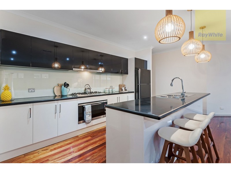 6 Vali Road, Craigieburn VIC 3064