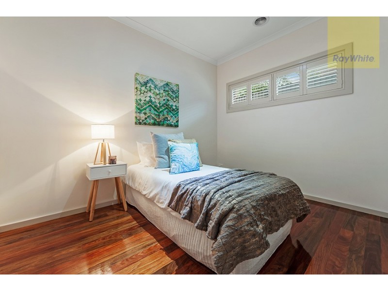 6 Vali Road, Craigieburn VIC 3064